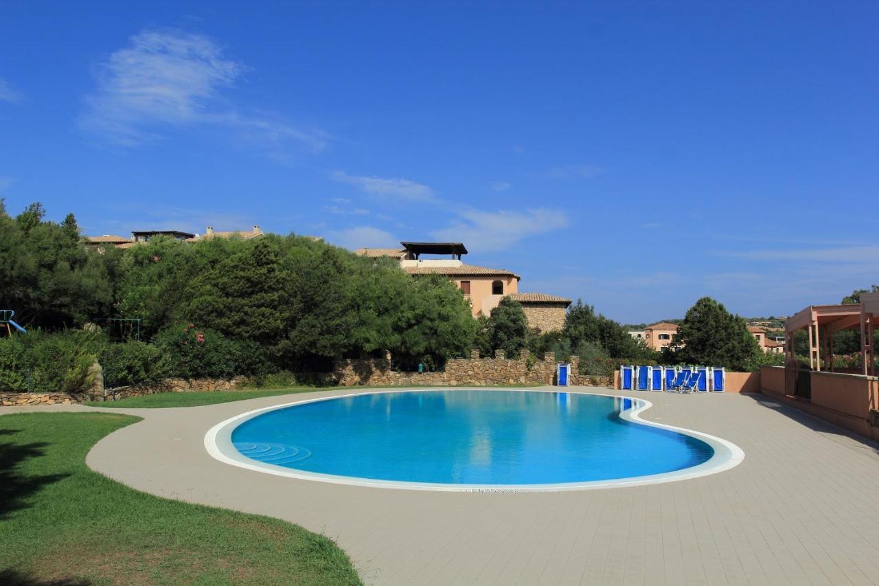 Residence Bouganville Porto Rotondo Esterno foto