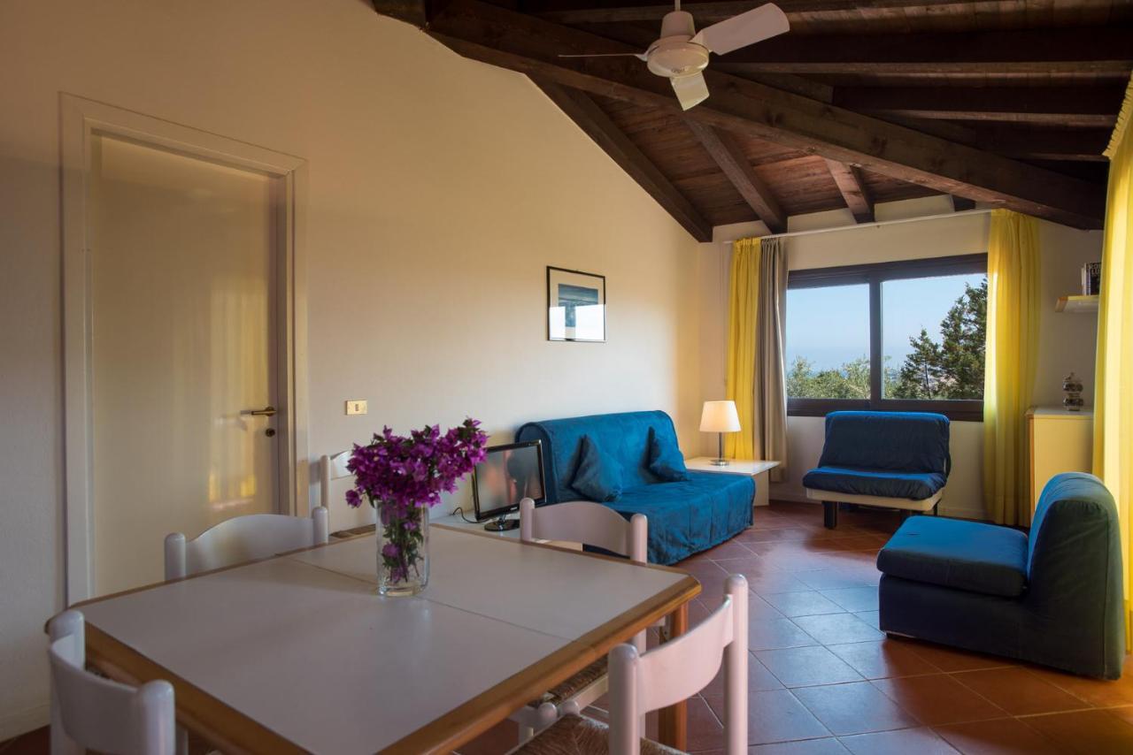 Residence Bouganville Porto Rotondo Esterno foto